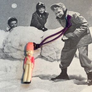 VINTAGE 1940’s CRACKER JACK CELLULOID TOY SOLDIER CHARM PRIZE